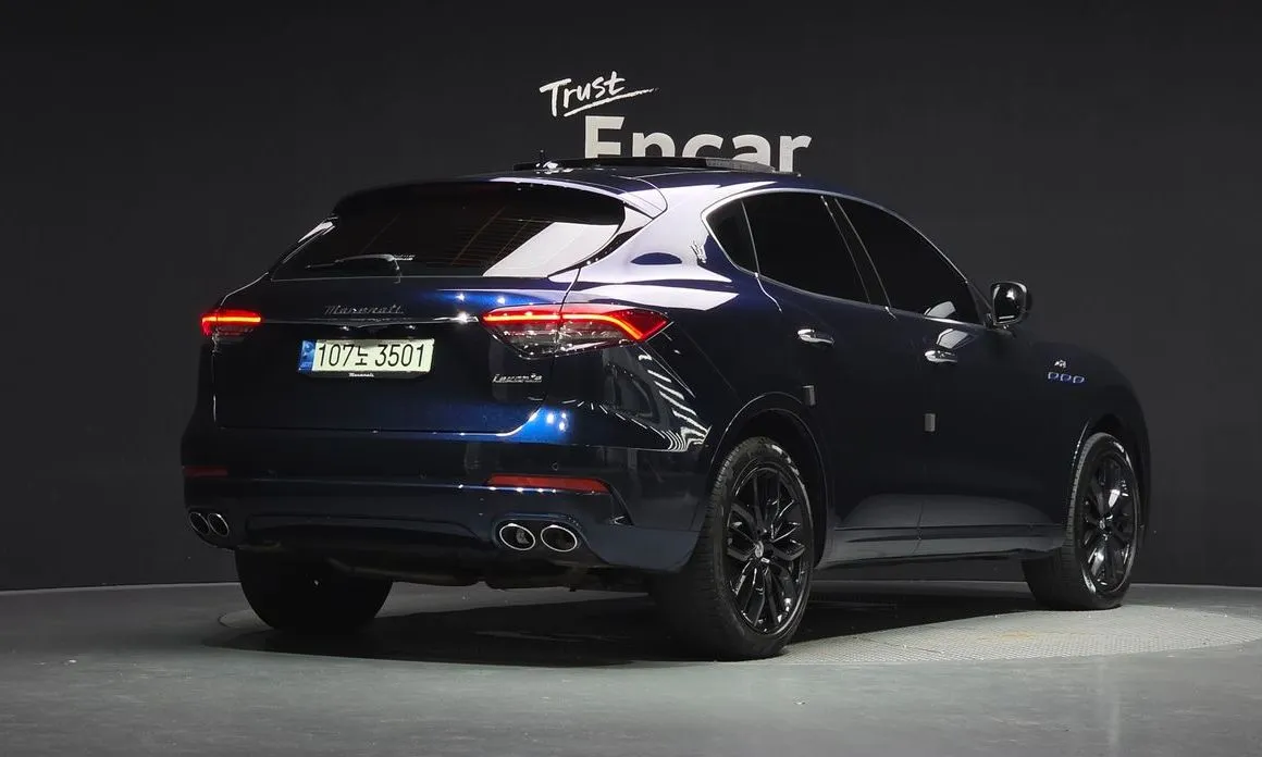 Maserati Levante — фото 2
