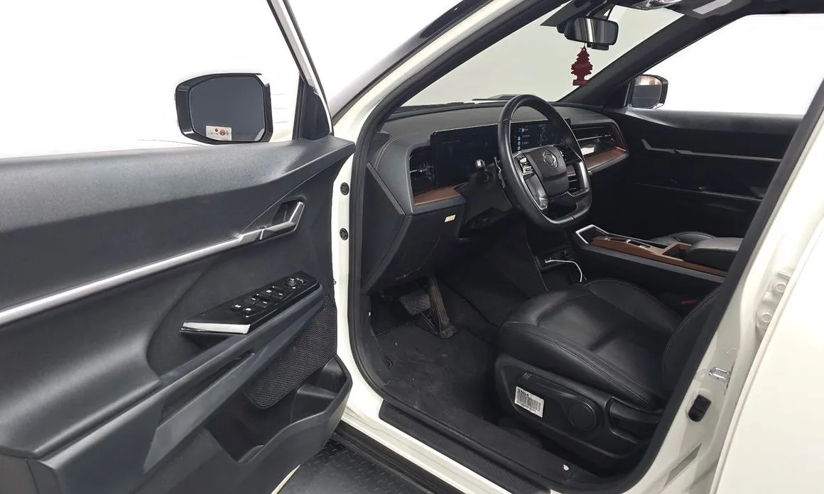 KG Mobility (Ssangyong) Torres 2025 из KR, фото 4