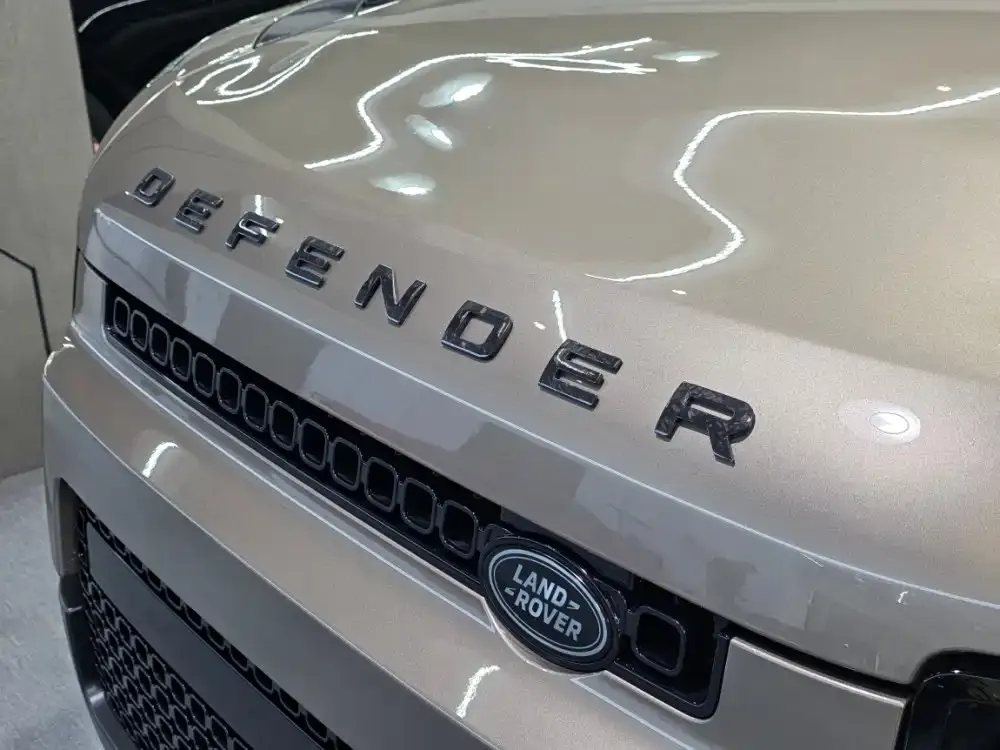 Land Rover Defender — фото 7