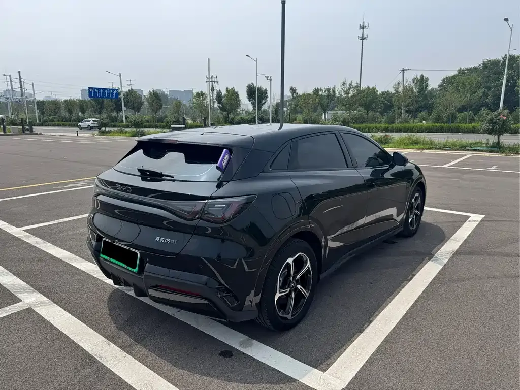 BYD Seal 06GT — фото 6