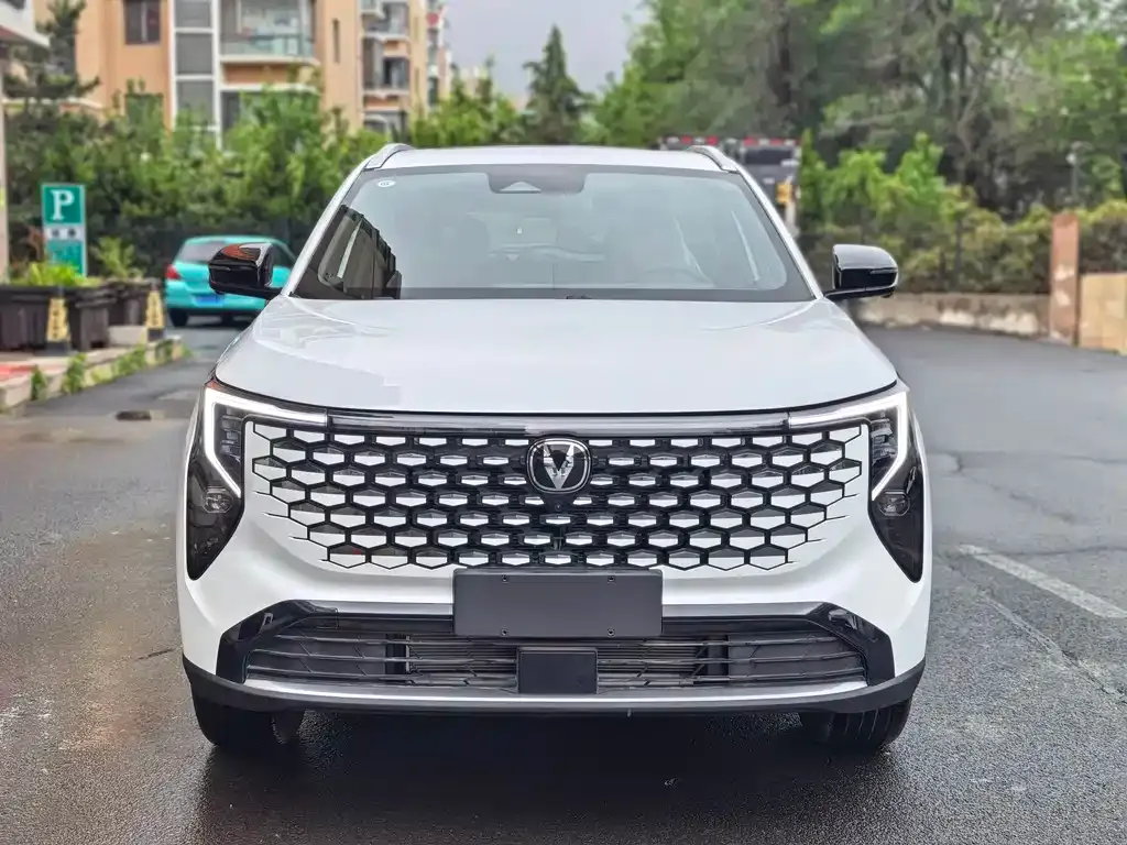 Changan CS55PLUS — фото 6