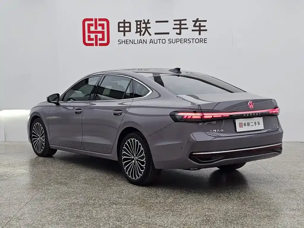 Volkswagen Passat — фото 8