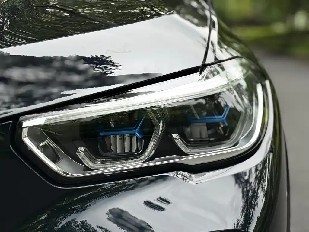 BMW X5 — фото 2