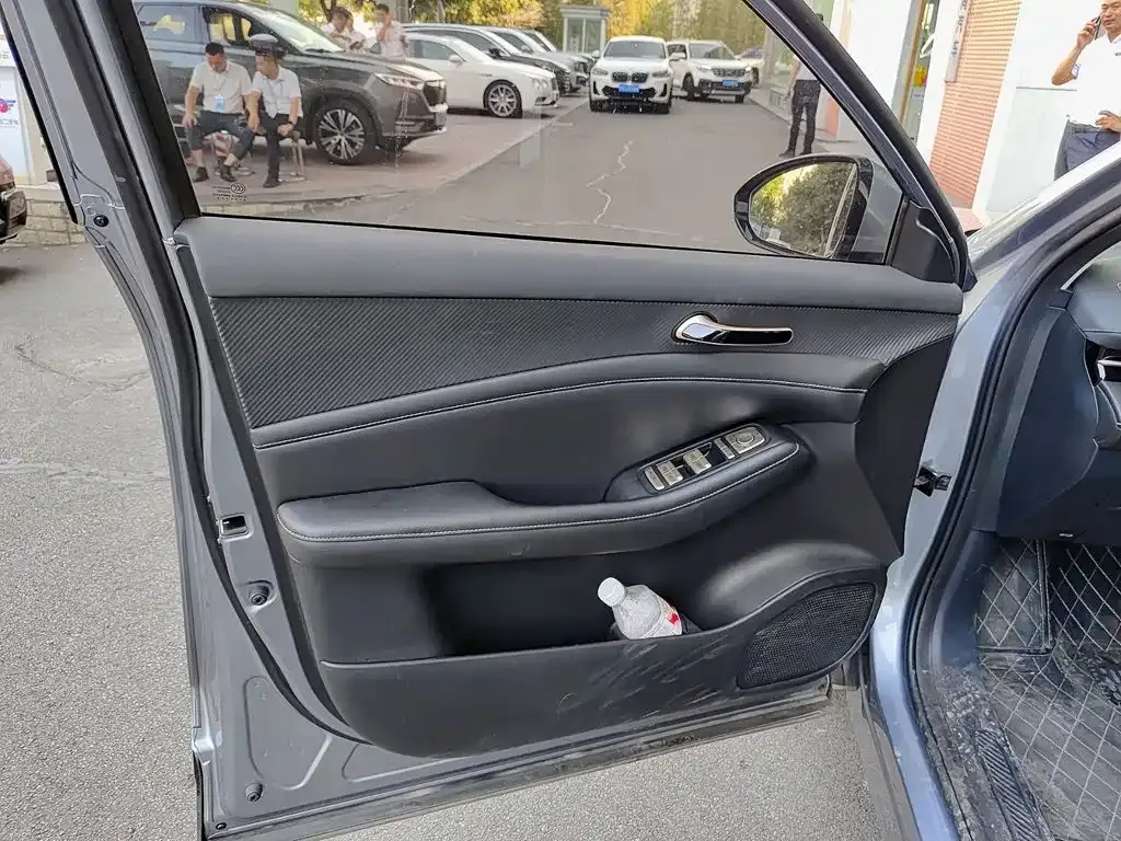 Baojun Yunhai 2025 из CN, фото 8