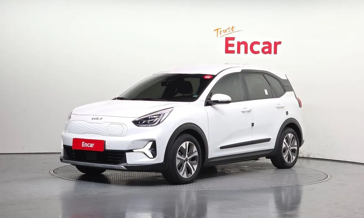 Kia Niro — фото 1