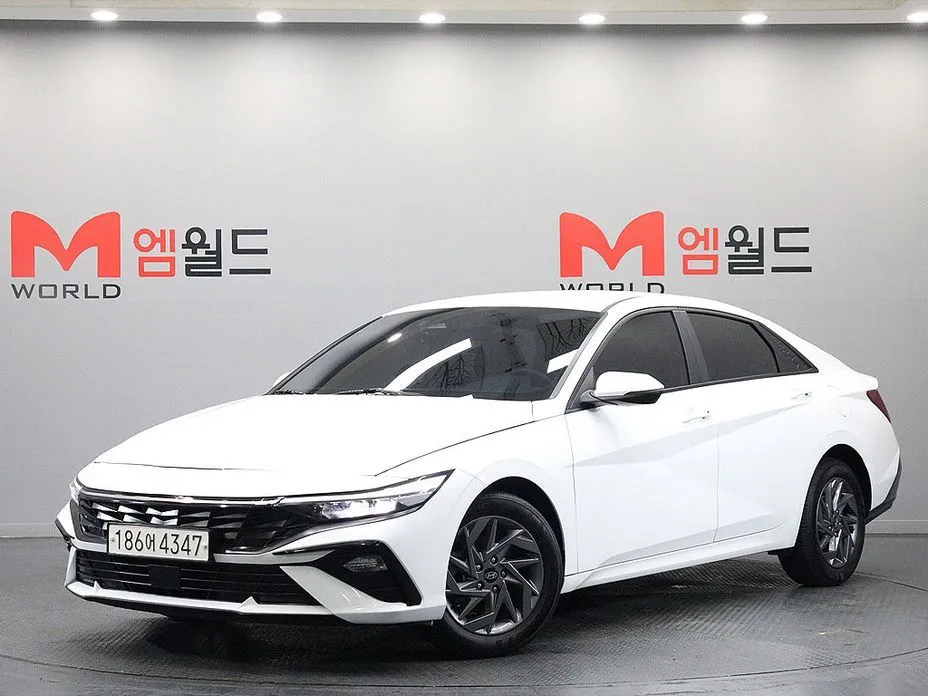 Hyundai AVANTE — фото 2