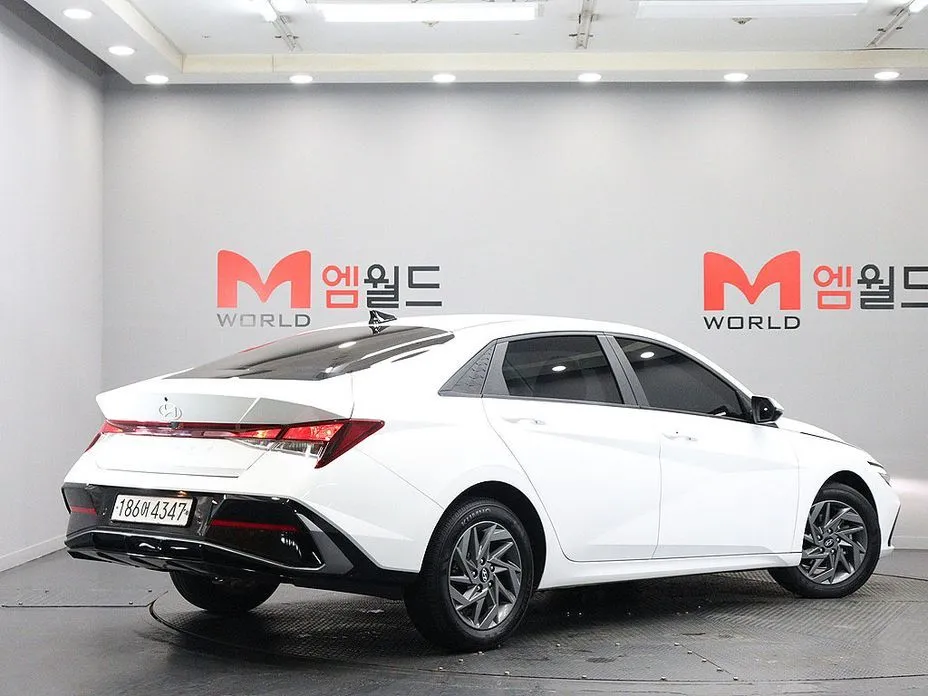 Hyundai AVANTE — фото 4