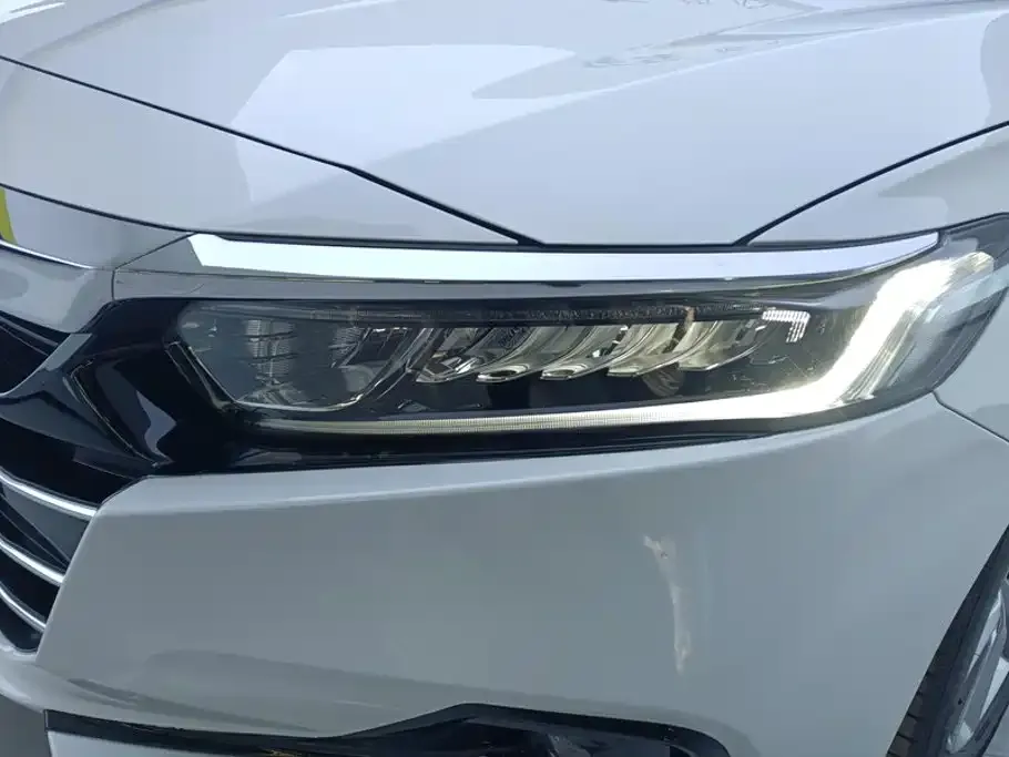 Honda Accord — фото 5