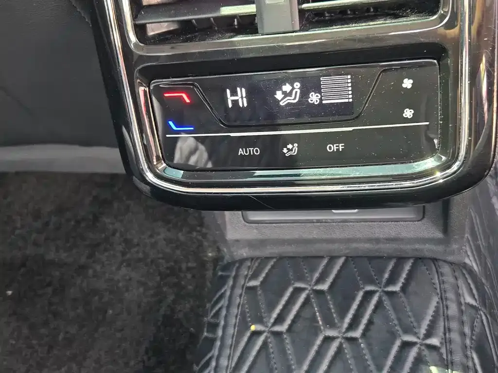 Volkswagen Passat — фото 4