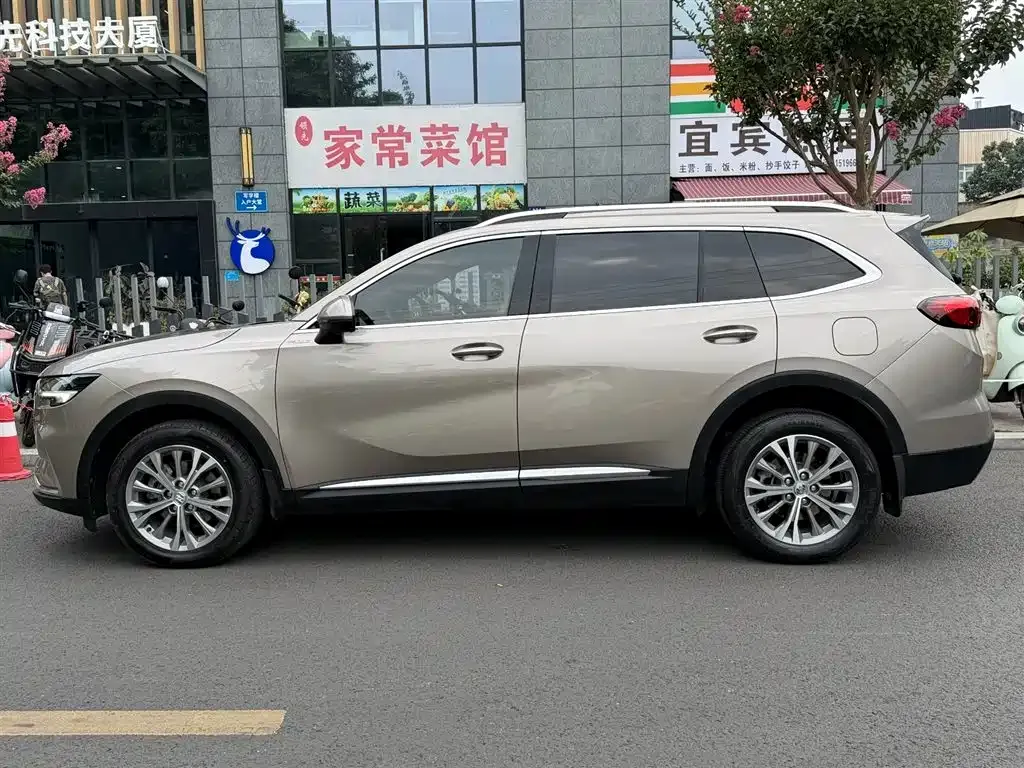 Buick Envision Plus — фото 8