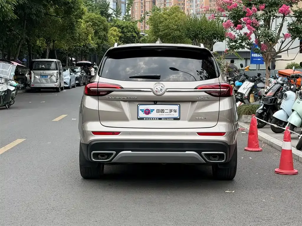 Buick Envision Plus — фото 10