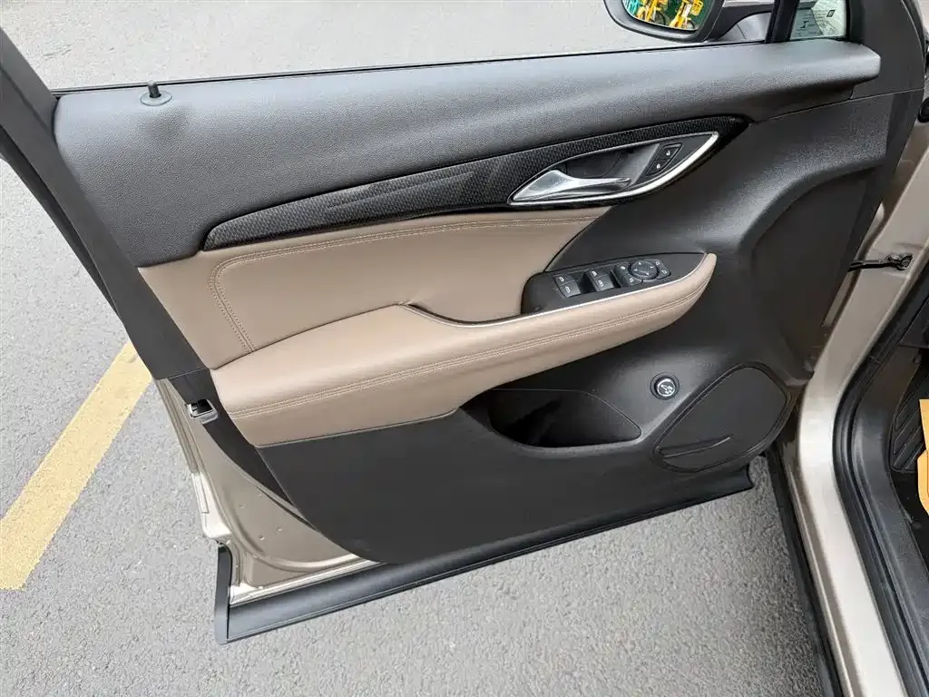 Buick Envision Plus — фото 6