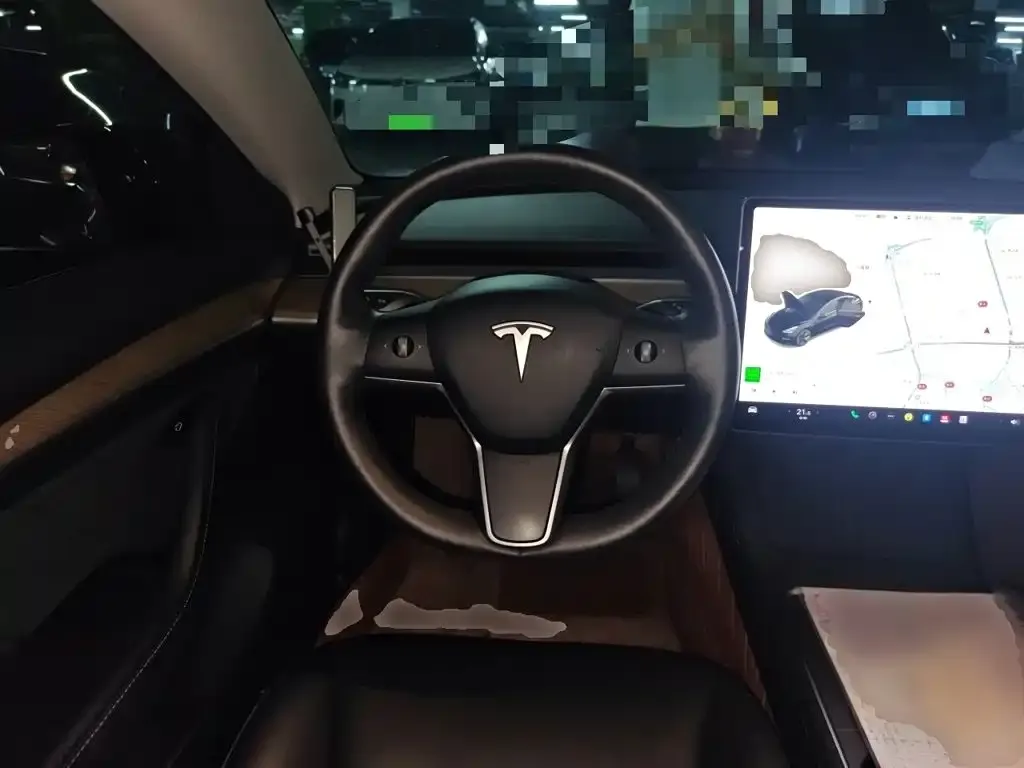 Tesla Model 3 — фото 6