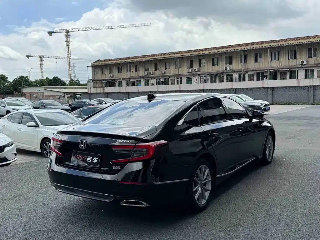 Honda Accord — фото 2