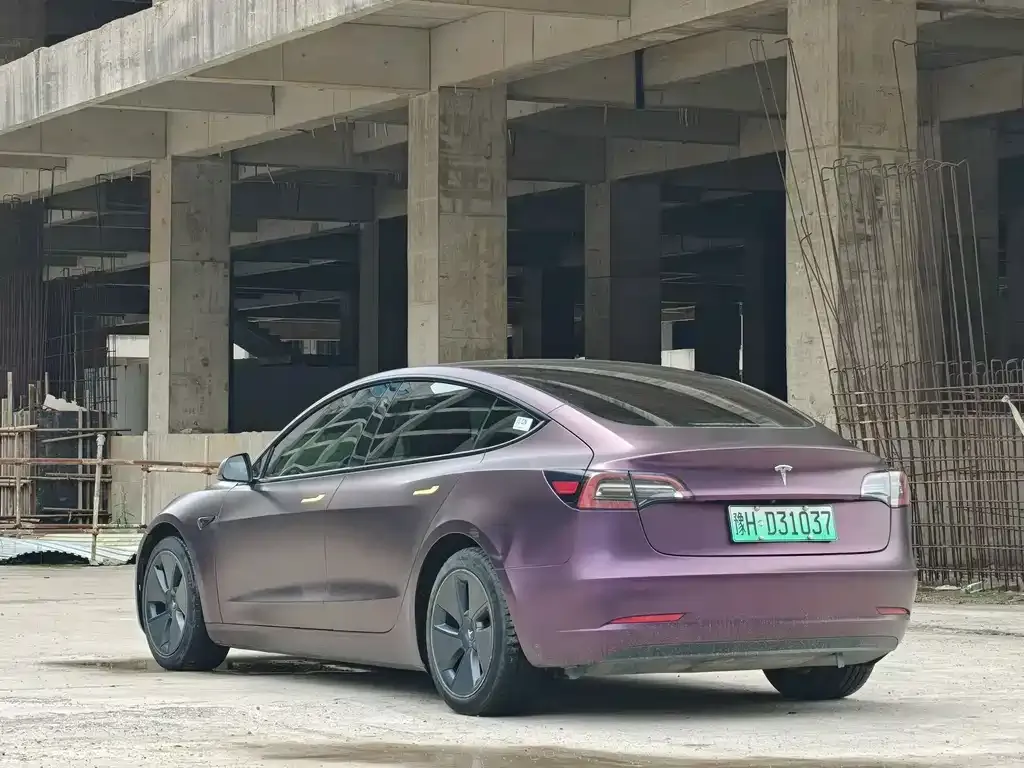 Tesla Model 3 — фото 3