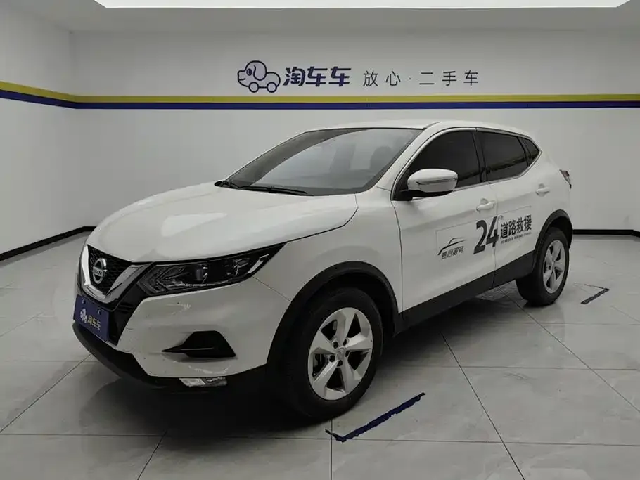 Nissan Qashqai — фото 1