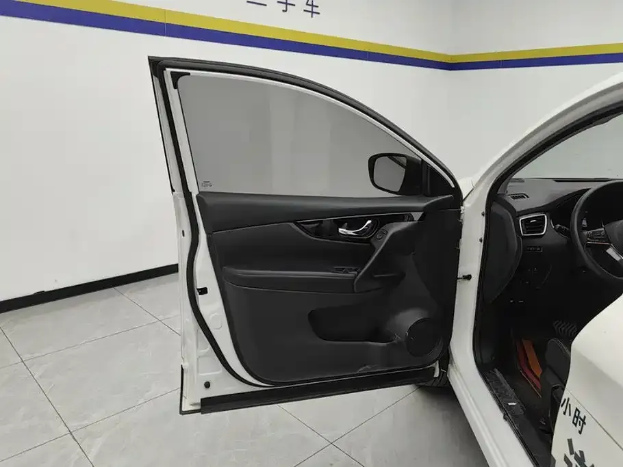 Nissan Qashqai — фото 4