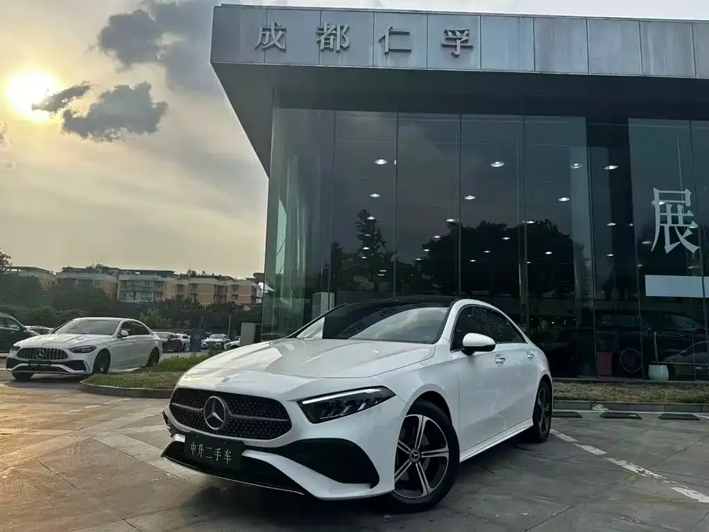 Mercedes-Benz A-Class — фото 1