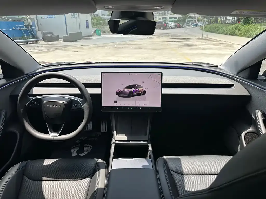 Tesla Model 3 — фото 3