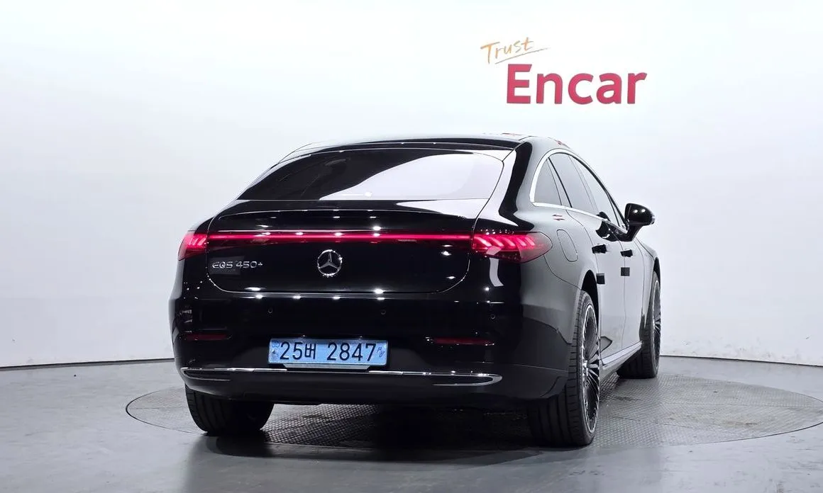 Mercedes-Benz EQS 2023 из KR, фото 2
