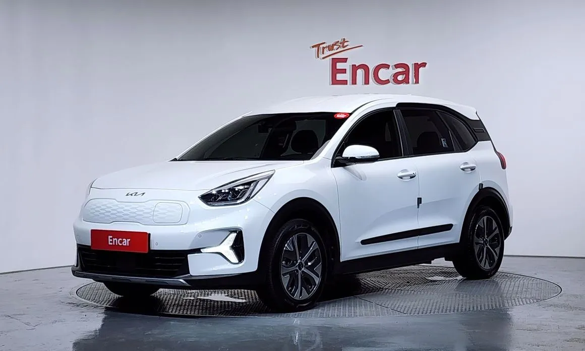Kia Niro — фото 1