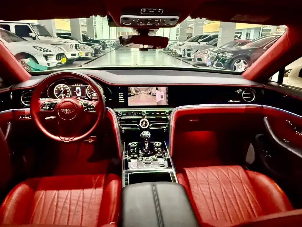 Bentley Flying Spur — фото 6