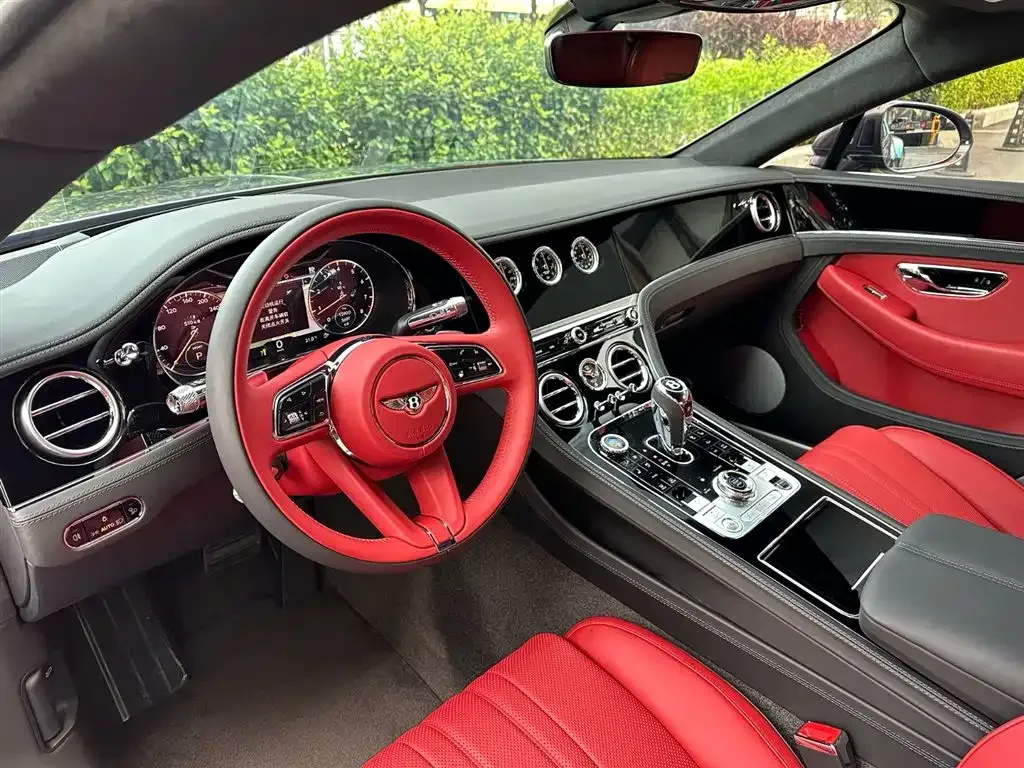 Bentley Continental — фото 6