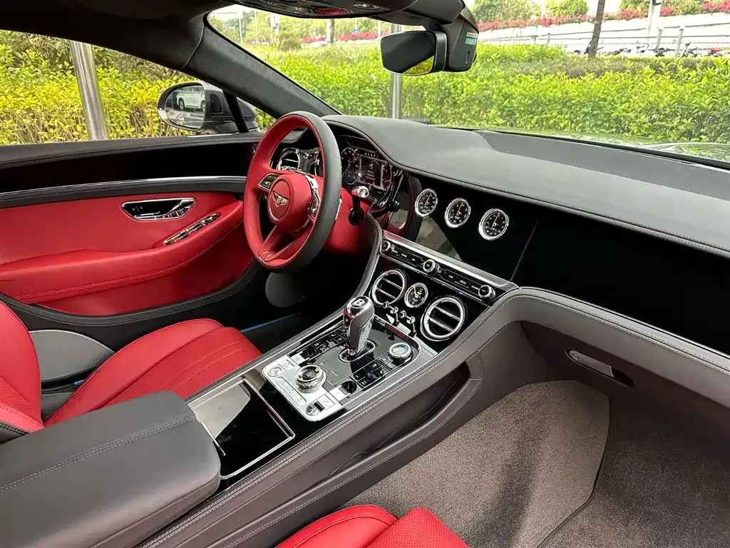 Bentley Continental — фото 10
