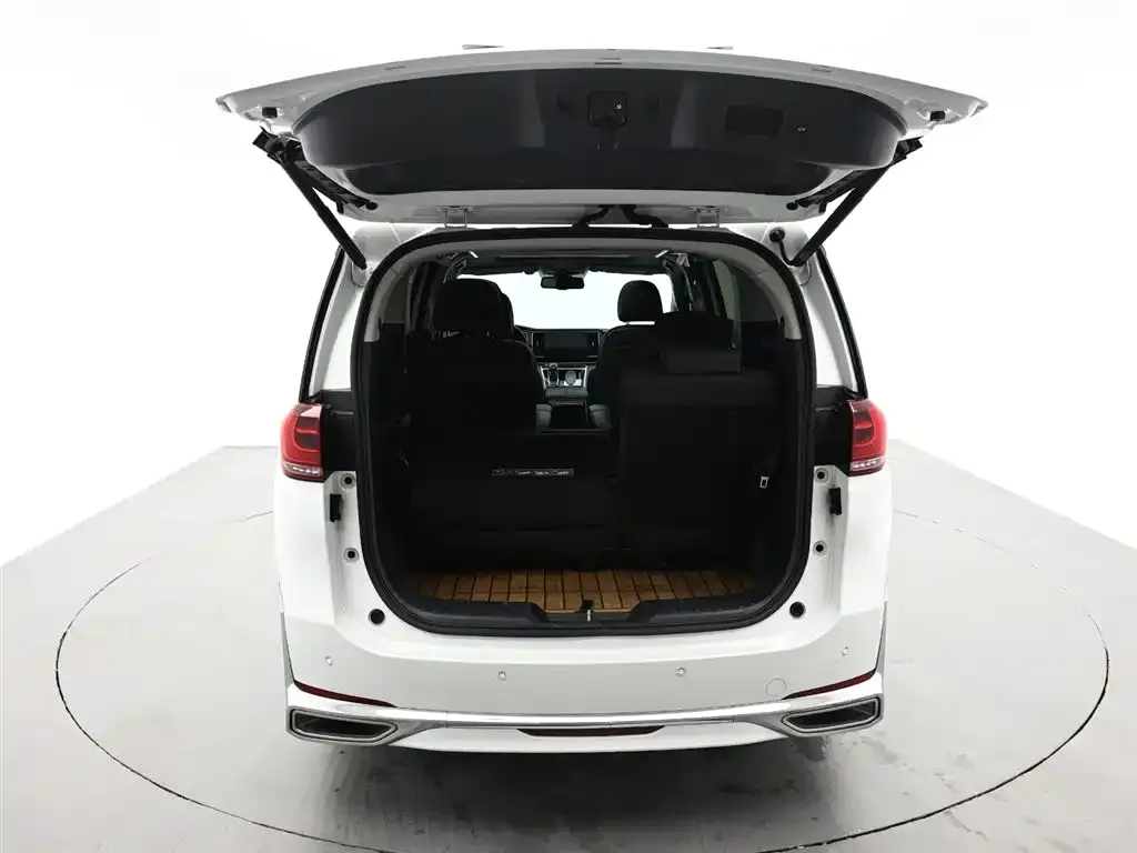 GAC Motor Trumpchi M8 — фото 9