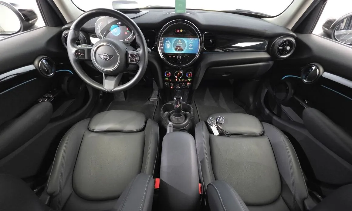 Mini Cooper 2023 из KR, фото 10