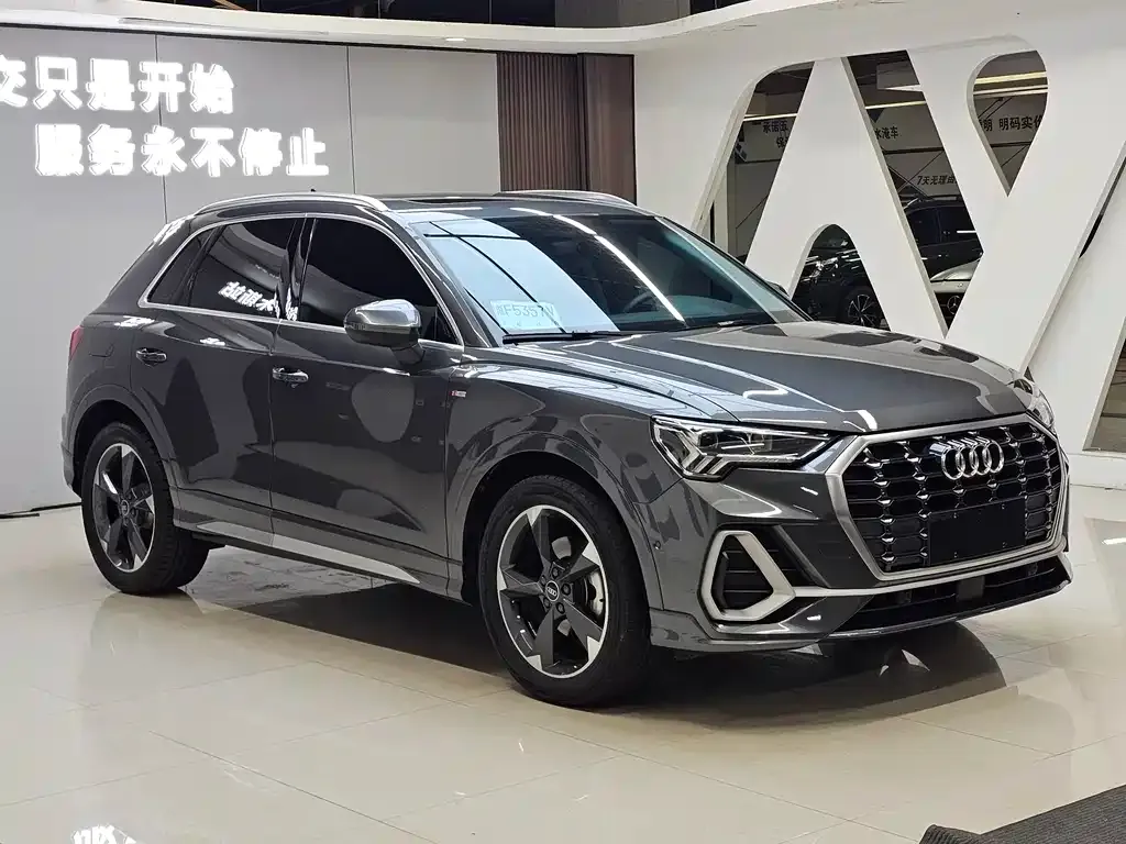 Audi Q3 — фото 4