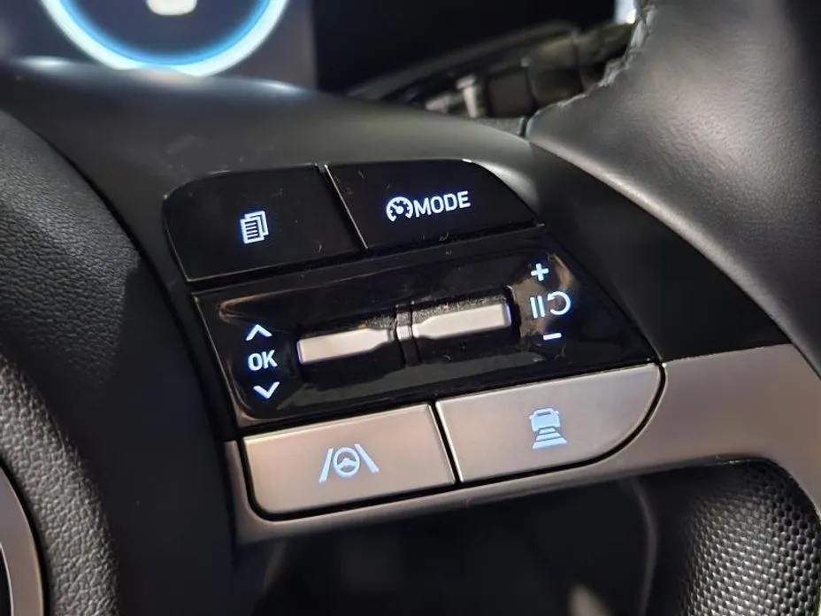 Hyundai AVANTE — фото 2