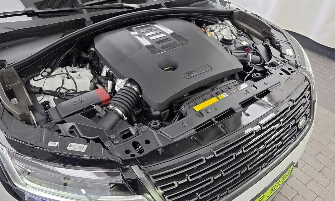 Land Rover Range Rover Velar 2025 из KR, фото 8