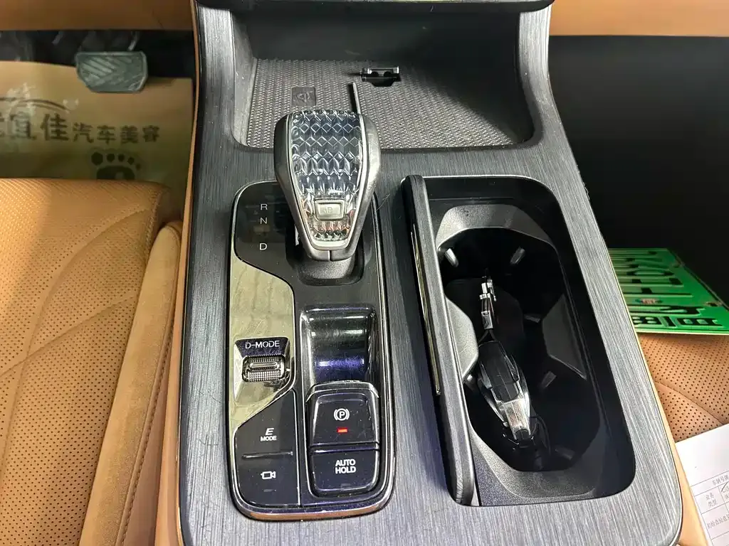 GAC Motor Trumpchi ES9 — фото 10