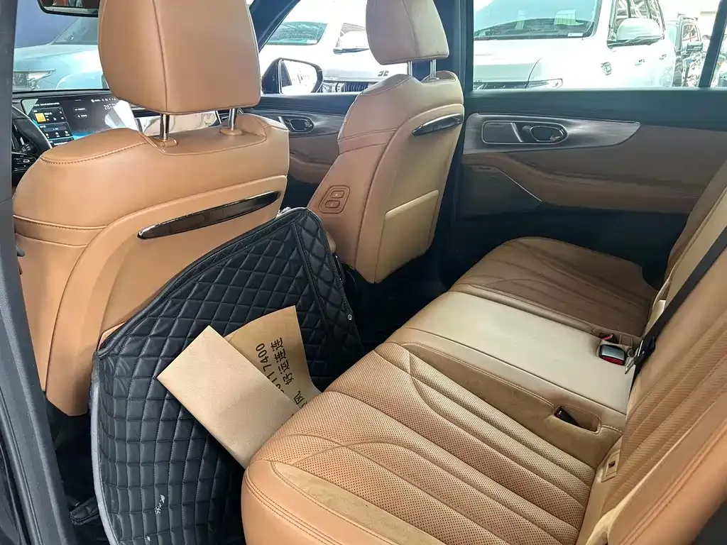 GAC Motor Trumpchi ES9 — фото 2
