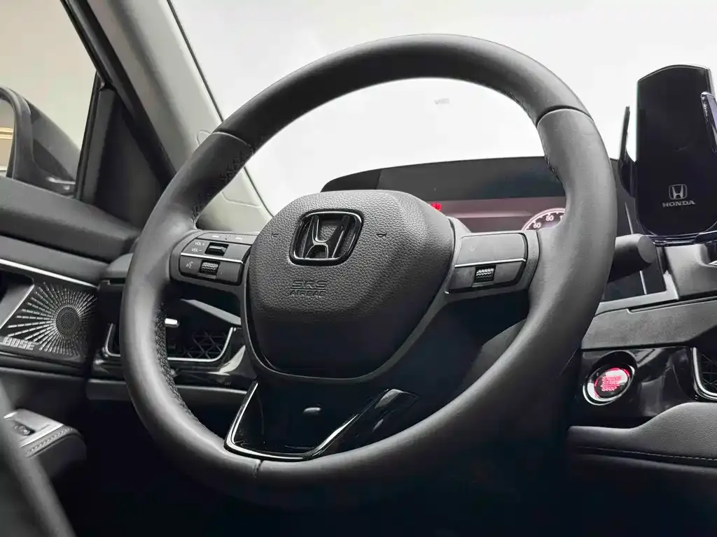 Honda Inspire — фото 3