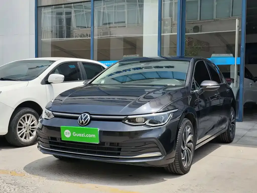 Volkswagen Golf 2023 из CN, фото 4