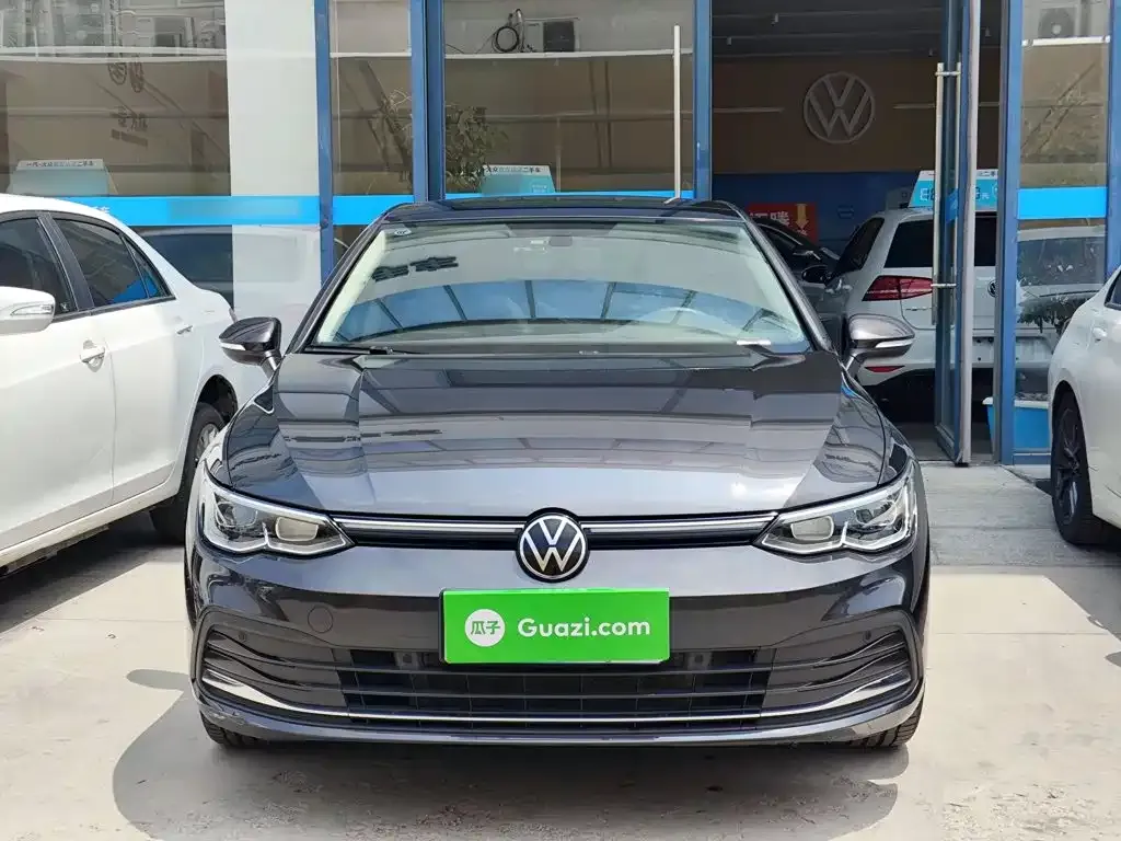 Volkswagen Golf 2023 из CN, фото 6
