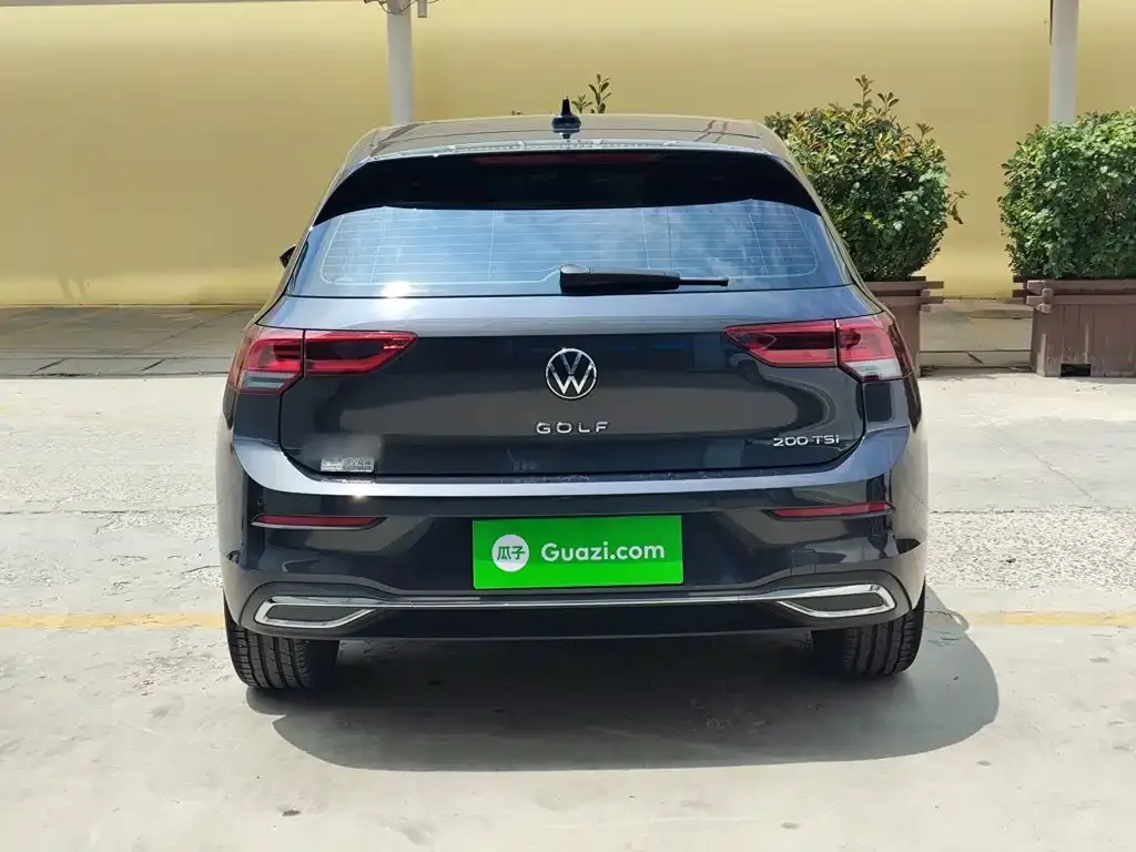 Volkswagen Golf 2023 из CN, фото 7