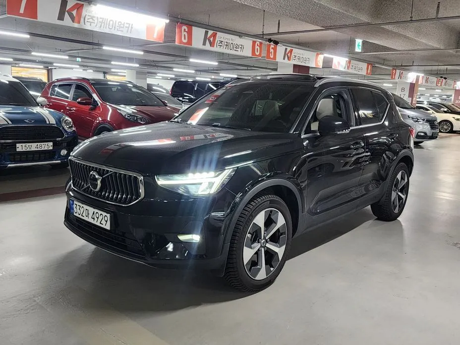 Volvo XC40 — фото 1