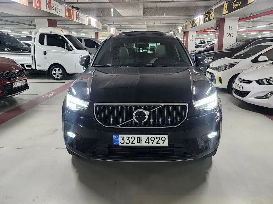 Volvo XC40 — фото 3