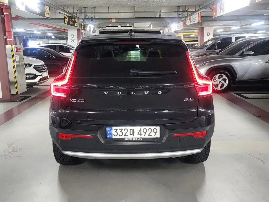 Volvo XC40 — фото 2