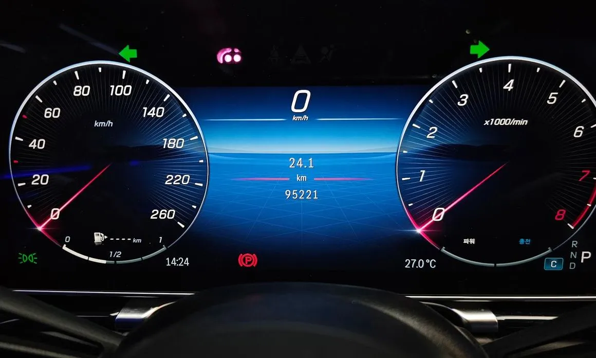 Mercedes-Benz S-Class 2023 из KR, фото 3