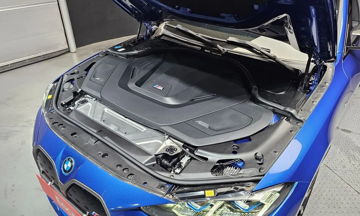 BMW i4 2022 из KR, фото 9