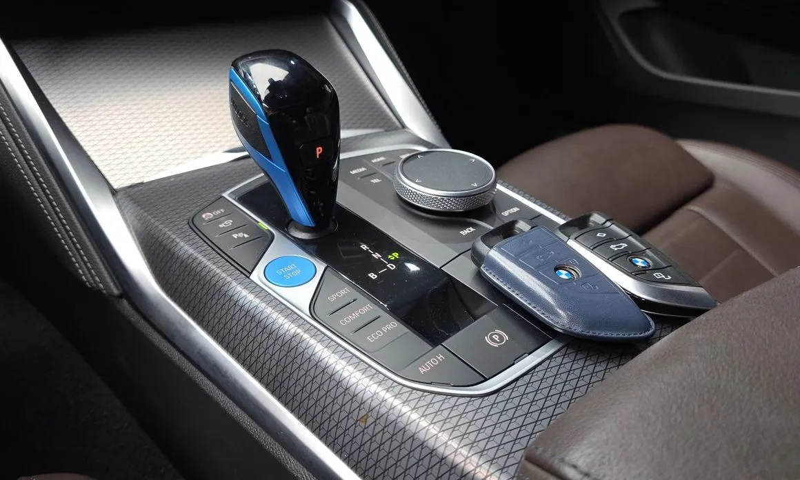 BMW i4 2022 из KR, фото 10