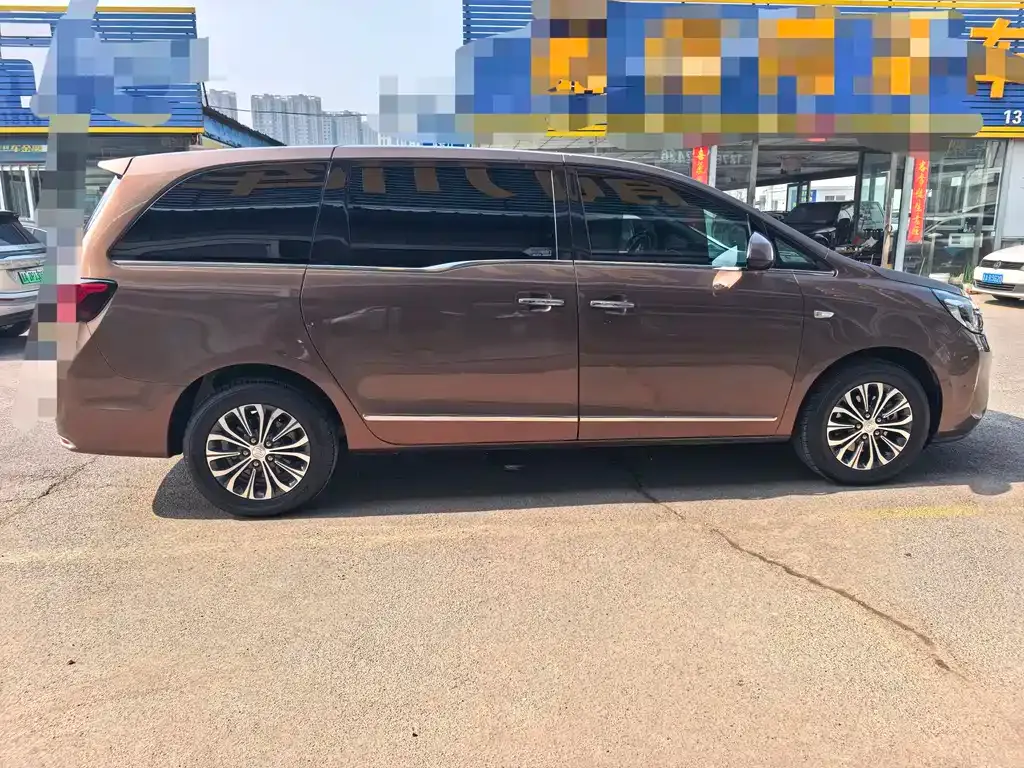 Buick GL8 2021 из CN, фото 4
