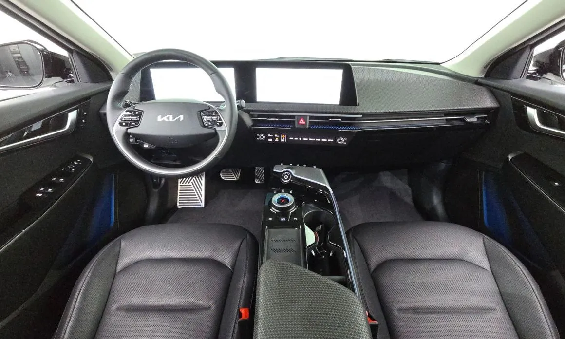 Kia EV6 — фото 6