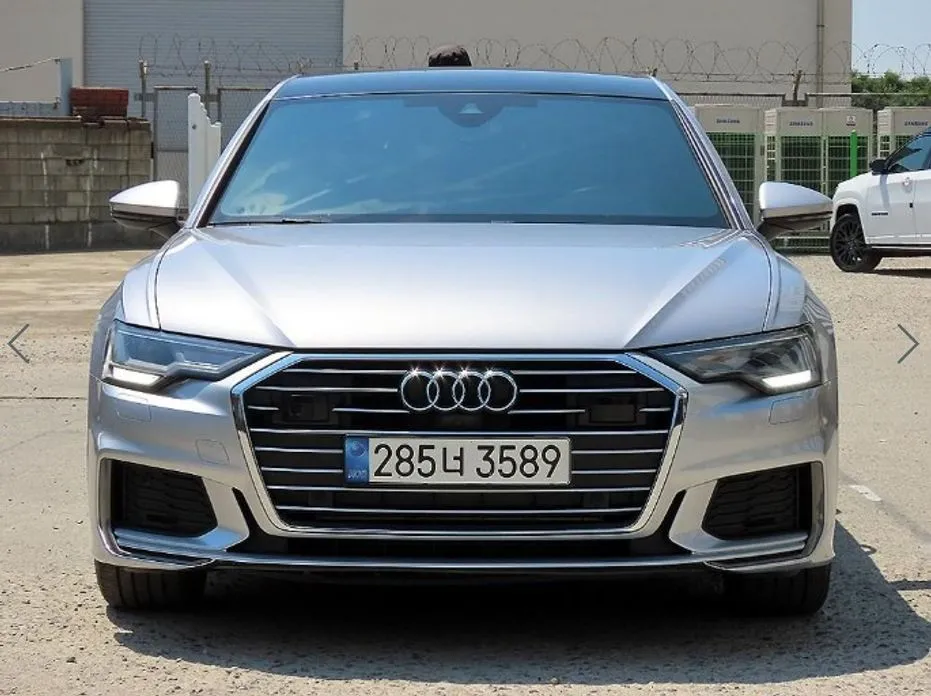 Audi A6 — фото 1