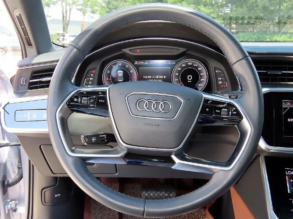 Audi A6 — фото 6