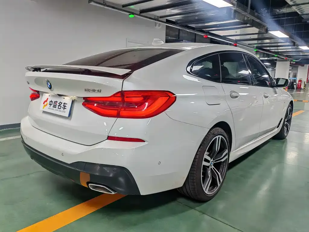 BMW 6 Series GT — фото 10